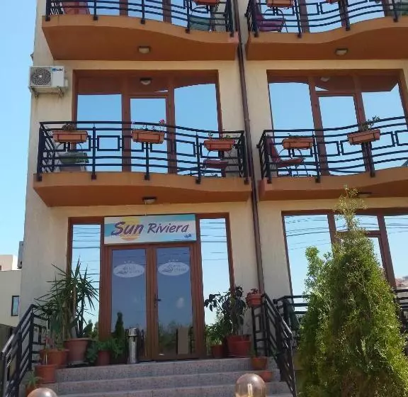 پانسیون Vila Sunriviera