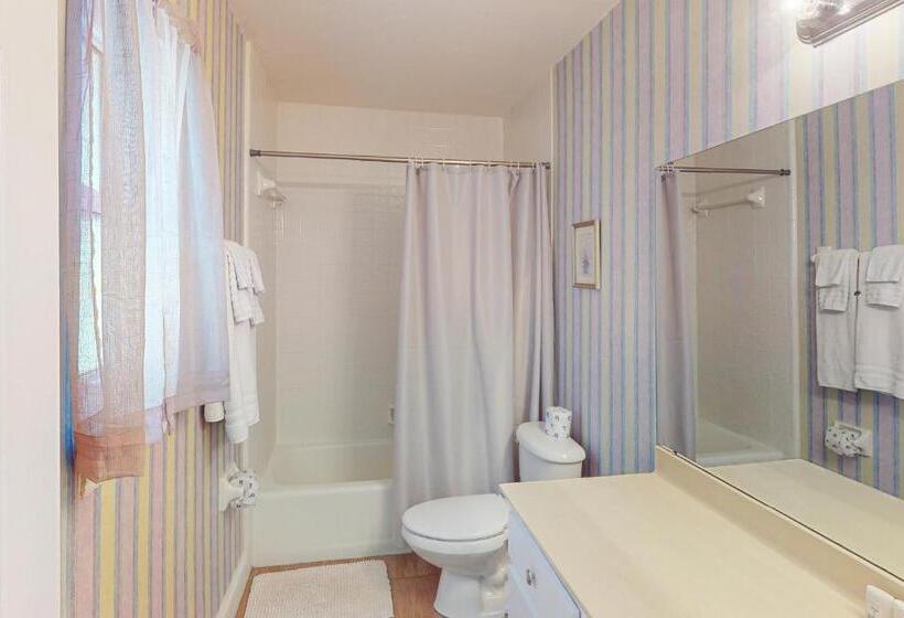 Redington Surf Resort