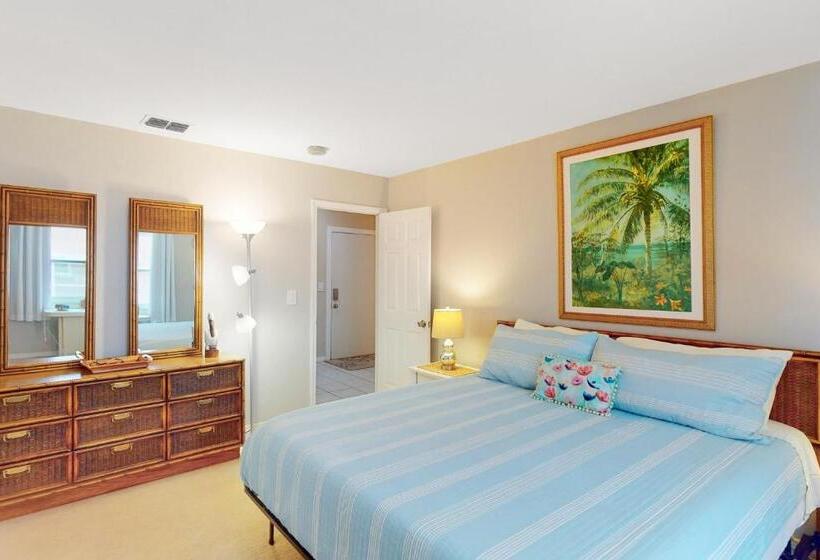 Redington Surf Resort