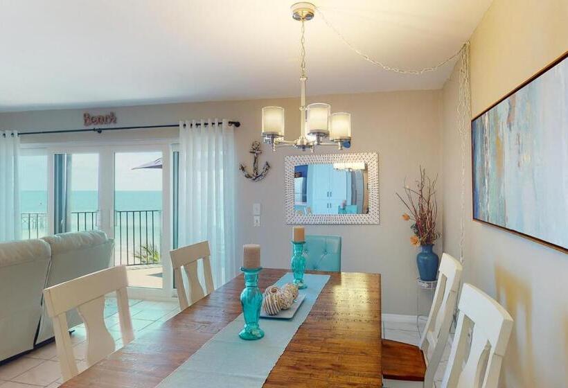 Redington Surf Resort