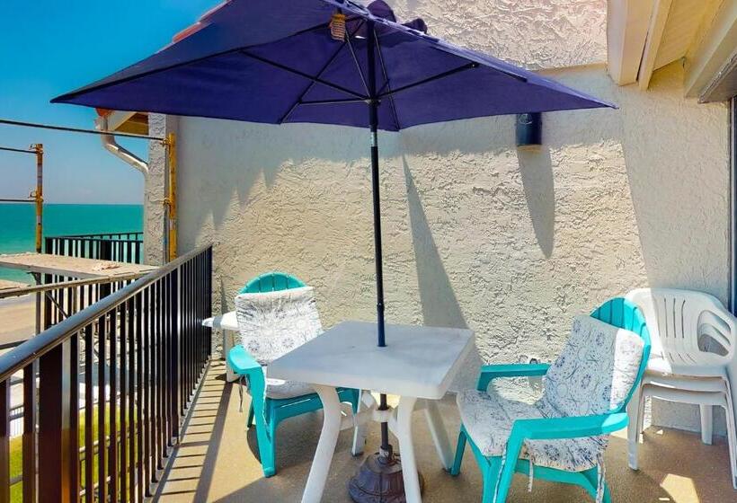 Redington Surf Resort