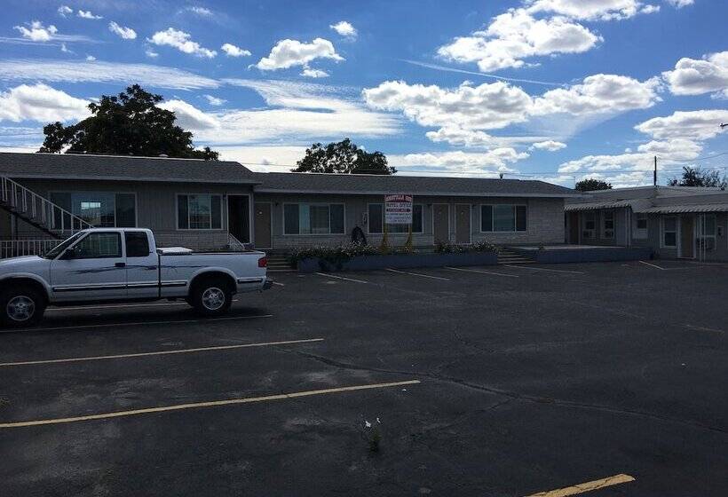 Hostel Umatilla Inn & Suites