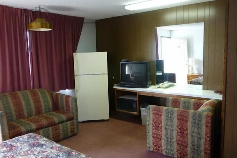 Hostel Umatilla Inn & Suites