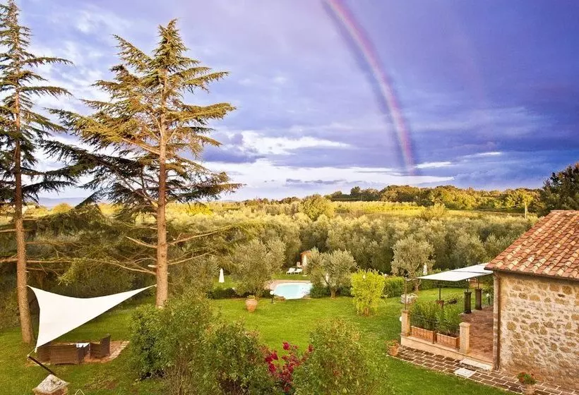 Hotelli Cerchio Verde