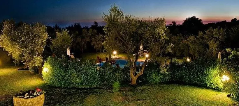 Hotelli Cerchio Verde