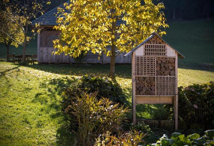 هتل Eco Tourist Farm Ravnjak