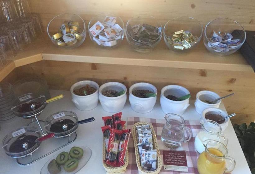 ペンション Gästehaus Rettenbacher