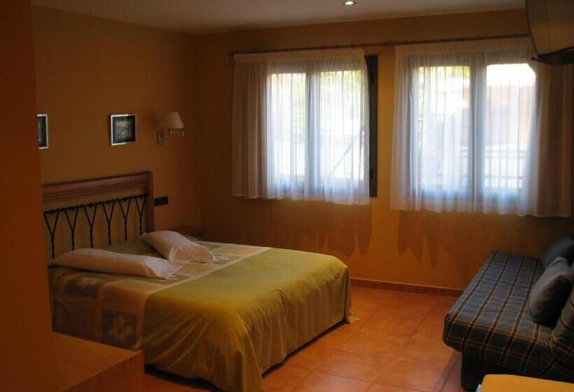 بنسيون Hostal Mont Rock