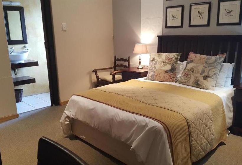 פנסיון Ninety9 On Villiers Guest House