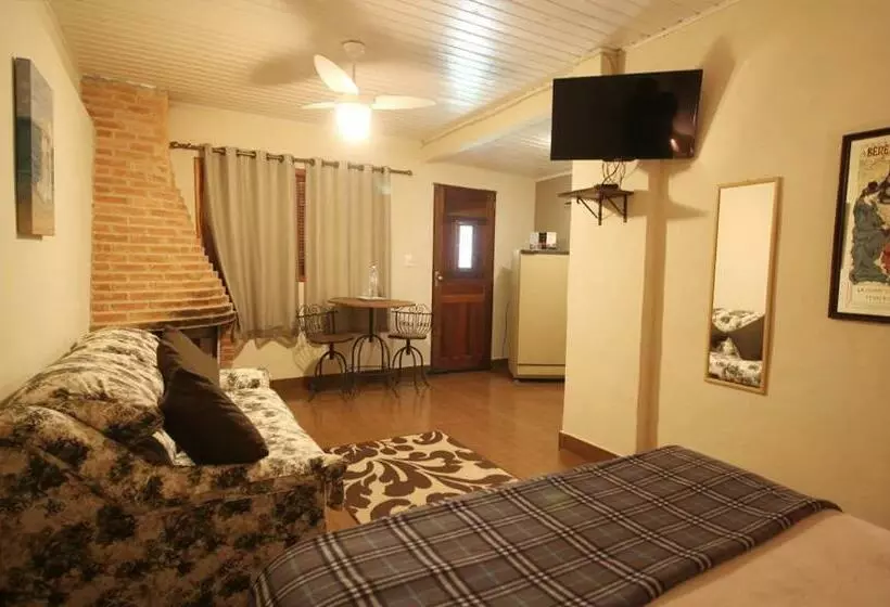 Majatalo Pousada Santuário Acalanto