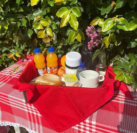 פנסיון Pouzada Bom Clima   Servimos Cestas De Café Da Manhã   Melhor Custo Benefício Em Gravatá