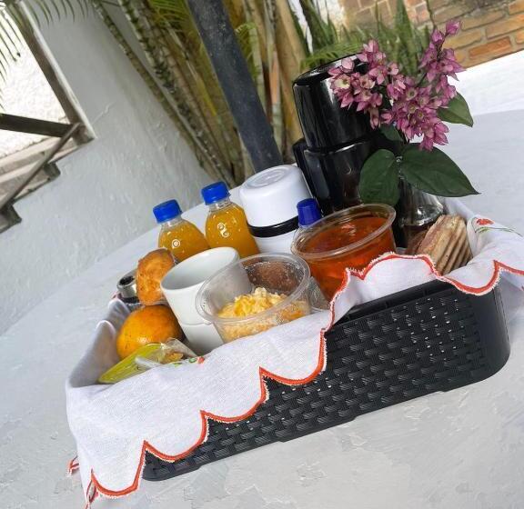 פנסיון Pouzada Bom Clima   Servimos Cestas De Café Da Manhã   Melhor Custo Benefício Em Gravatá