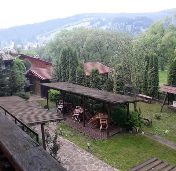 پانسیون Vila Iulia