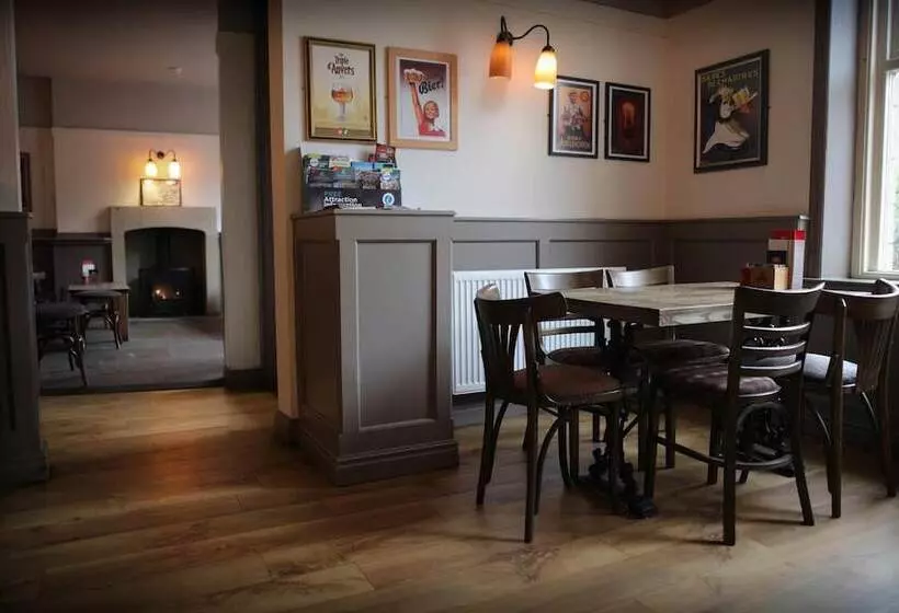 ユースホステル The Horse & Farrier