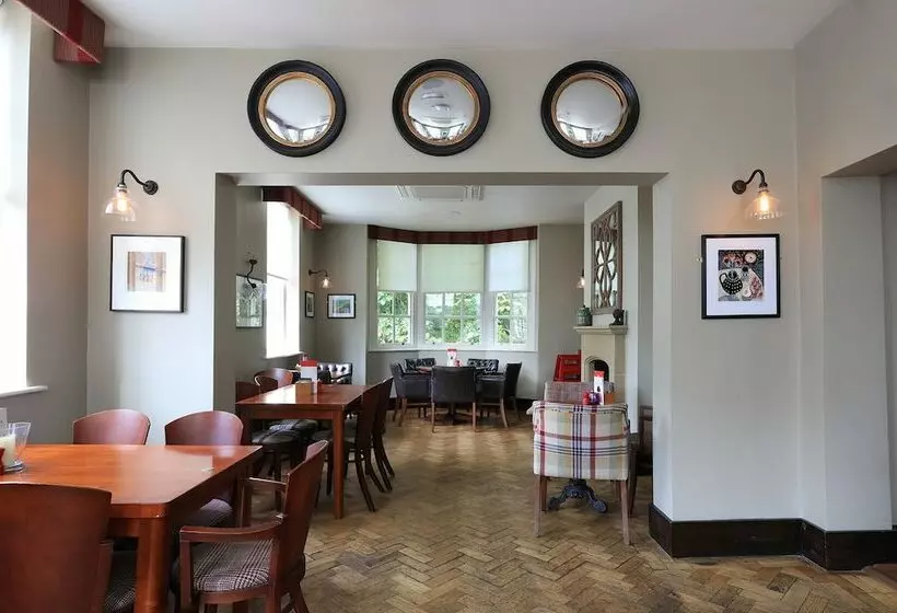 ユースホステル The Mitre Inn