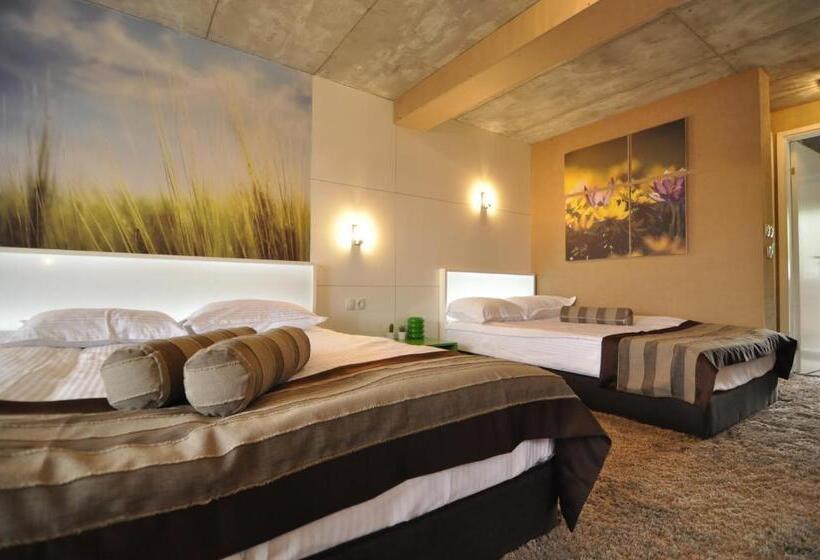 Aparthotel Seasons Glavatarski Han