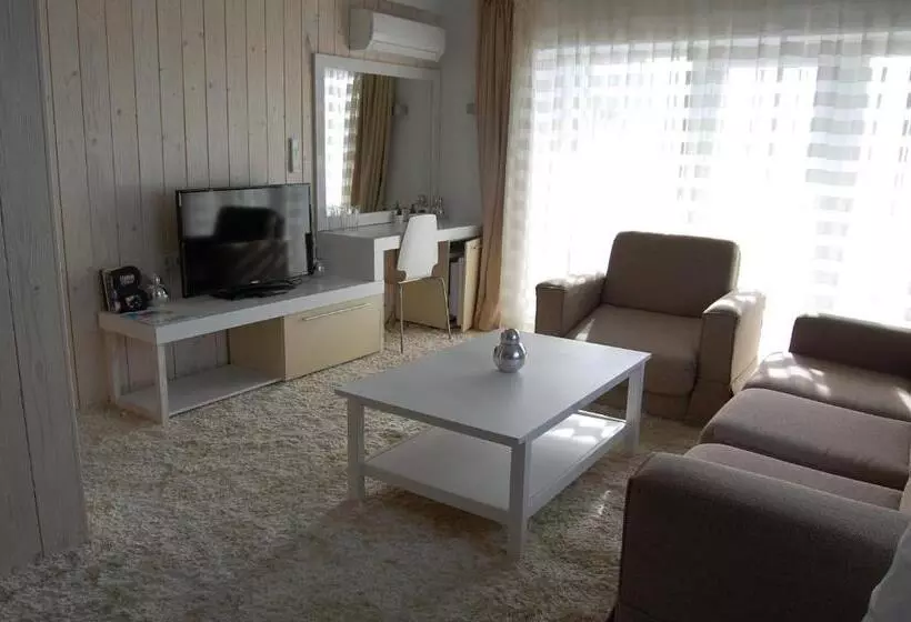 Aparthotel Seasons Glavatarski Han