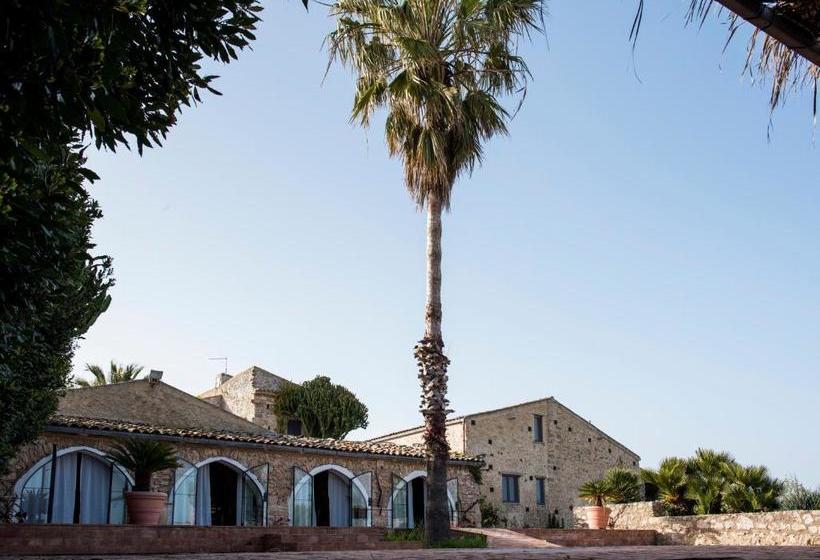 Szálloda Agriturismo Baglio Lauria