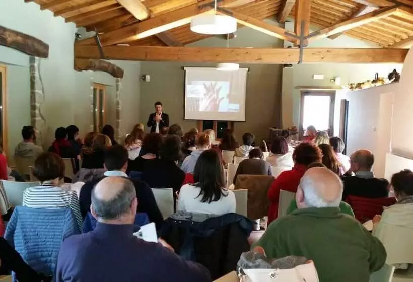 Hotelli Terra Di Michelangelo