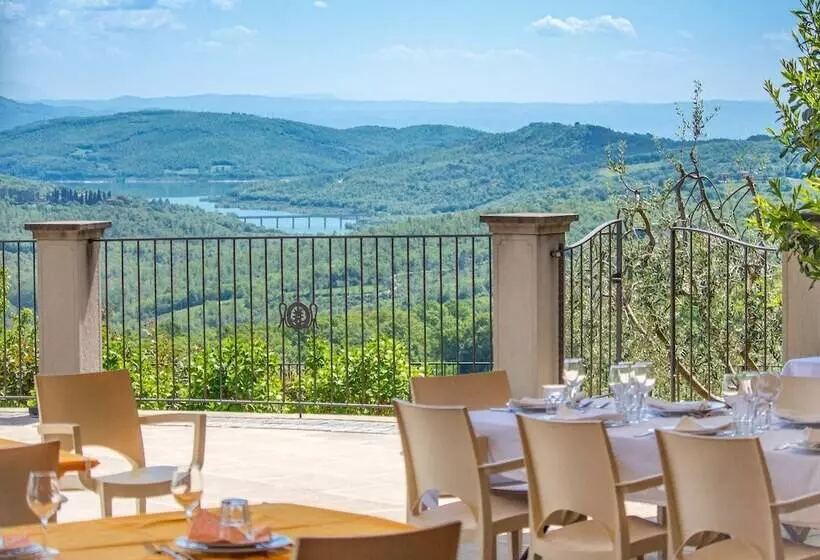 Hotelli Terra Di Michelangelo