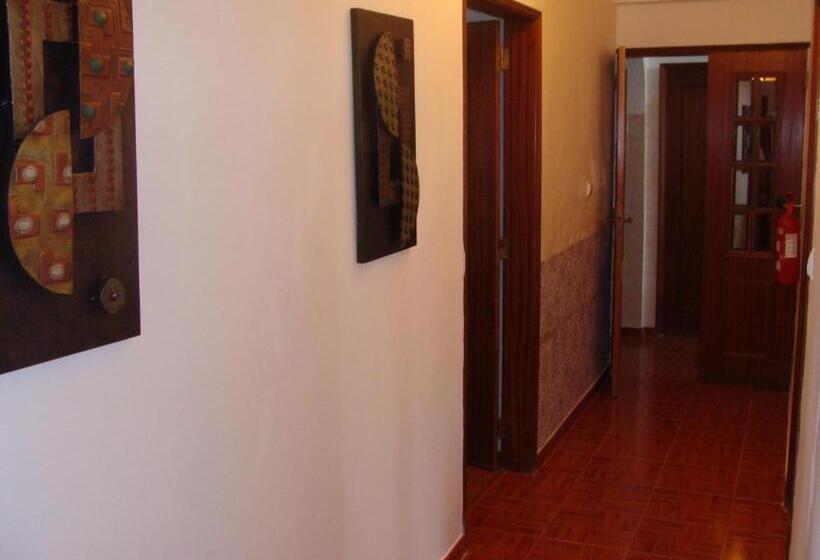 بنسيون Aguarela Tavira