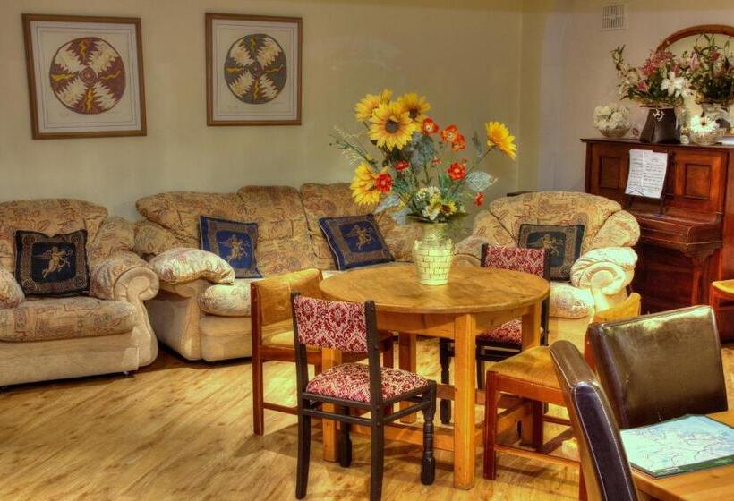 פנסיון An Stór Townhouse