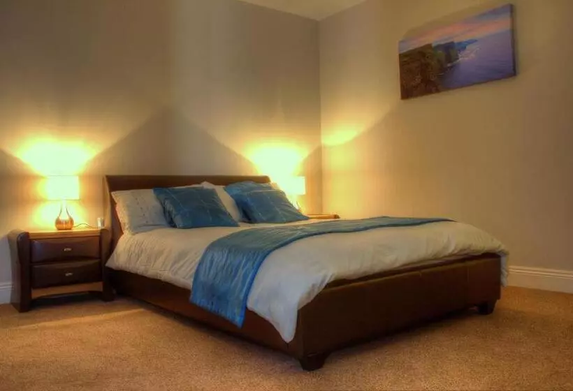 ペンション An Stór Townhouse