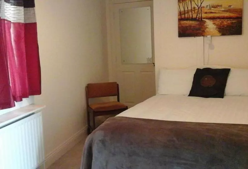 ペンション An Stór Townhouse