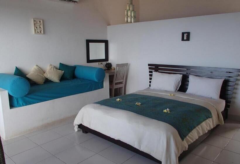 פנסיון Aquaterrace Amed