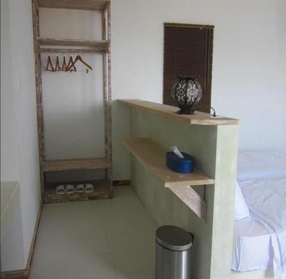 פנסיון Aquaterrace Amed