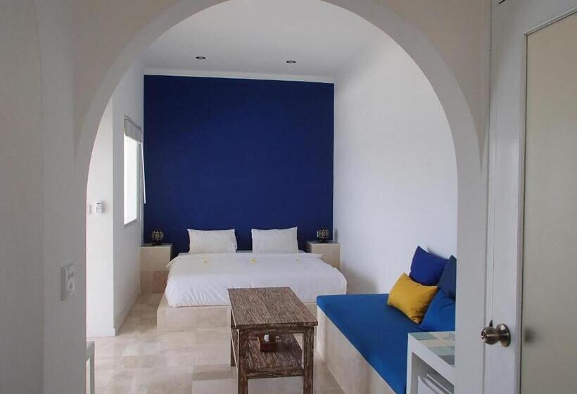 פנסיון Aquaterrace Amed