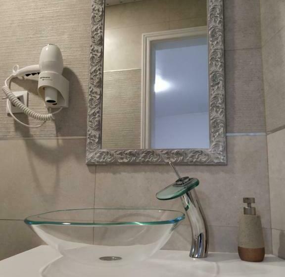 بنسيون Casa De Hospedes Isaias