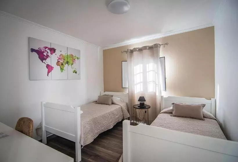 Majatalo Casa De Hospedes Isaias