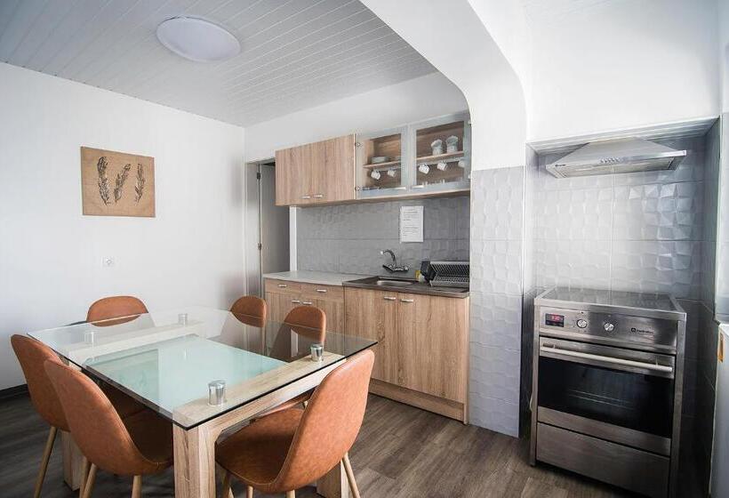 بنسيون Casa De Hospedes Isaias