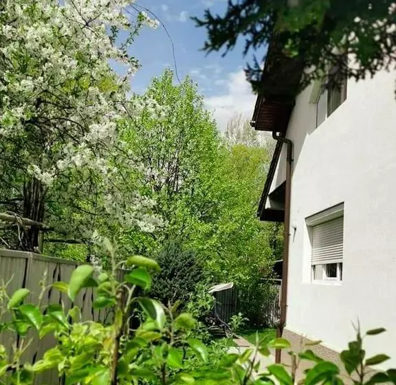 ペンション Casa File De Poveste