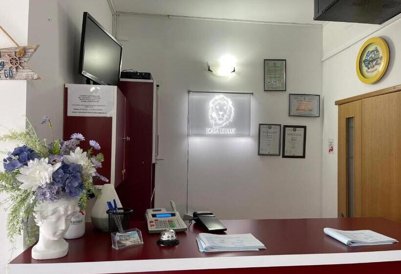 펜션 Ametist Casa Leului