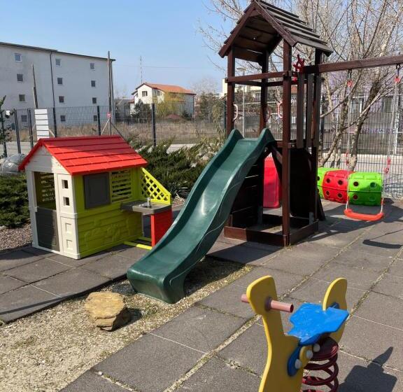 펜션 Ametist Casa Leului