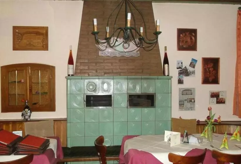 ペンション Gasthaus Zum Schwanen