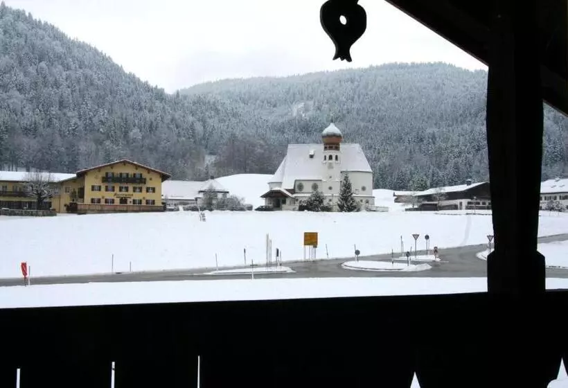 ペンション Haus Wiesenrand