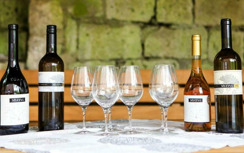 פנסיון Myrtus Pince és Vendégház