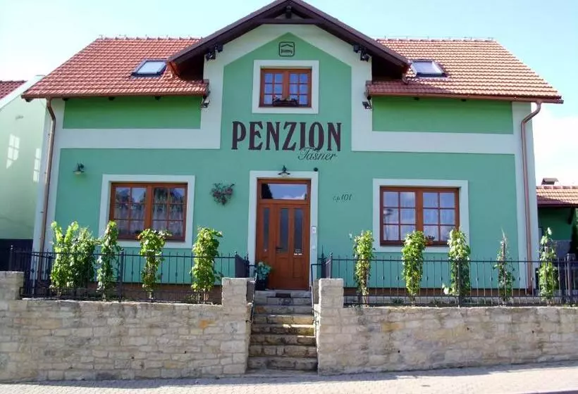 Majatalo Penzion Tašner