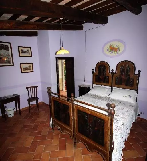 پانسیون Residenza Di Paese Castello Del Poggio