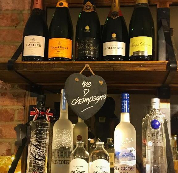 فندق صغير Trents By Greene King Inns