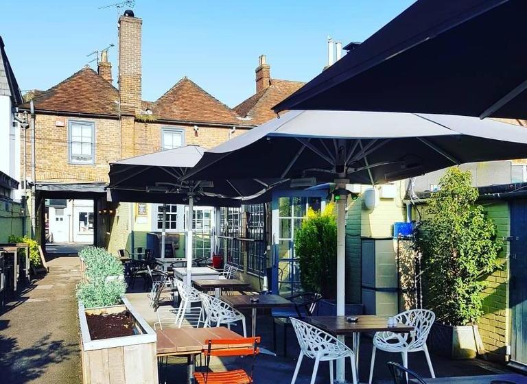 فندق صغير Trents By Greene King Inns