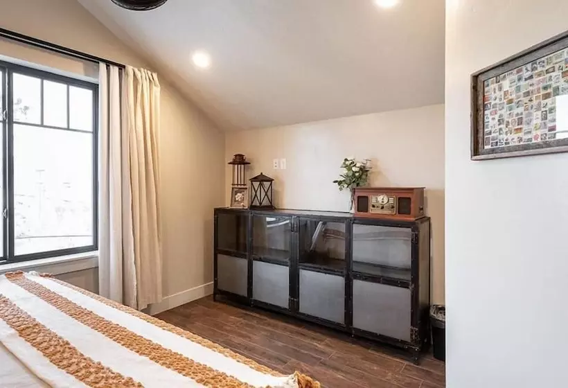 Aspenwood Manor South