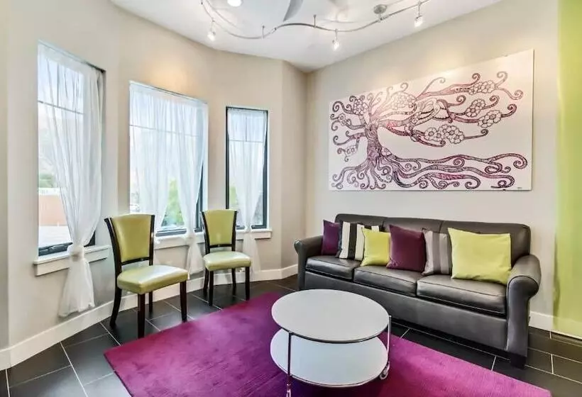 Aspenwood Manor South