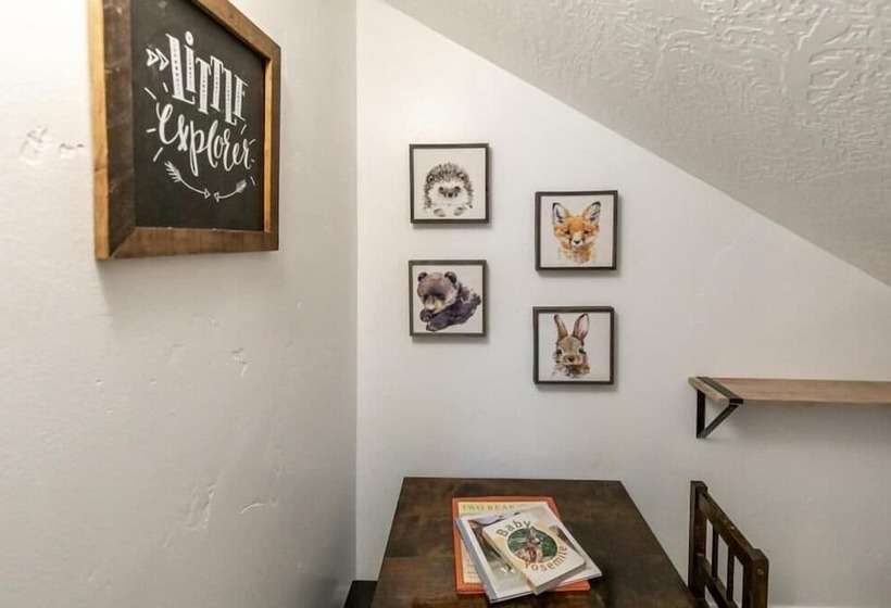 Aspenwood Manor South