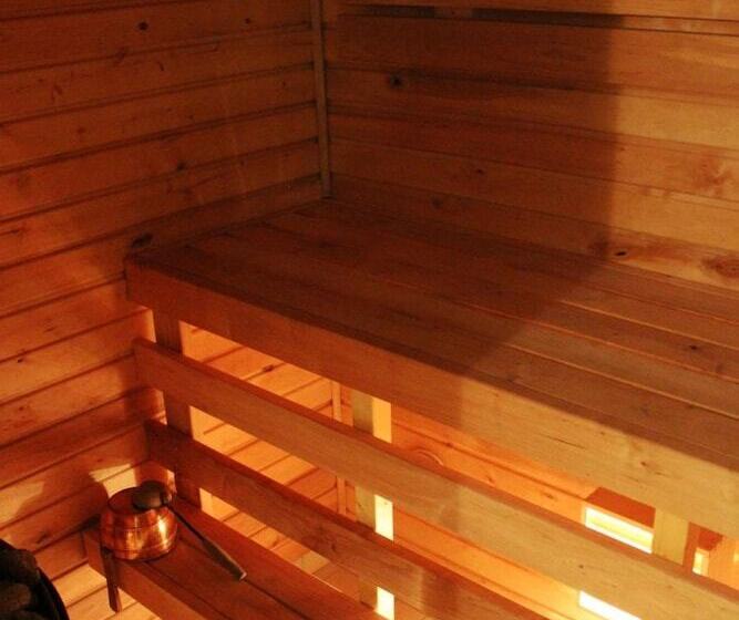 Embrace Hotel & Apartments