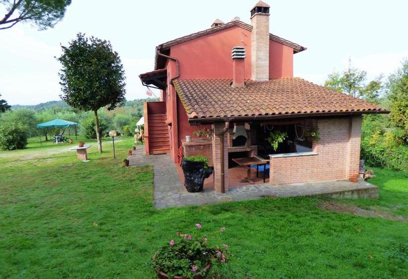 בית מלון כפרי Agriturismo Montemari