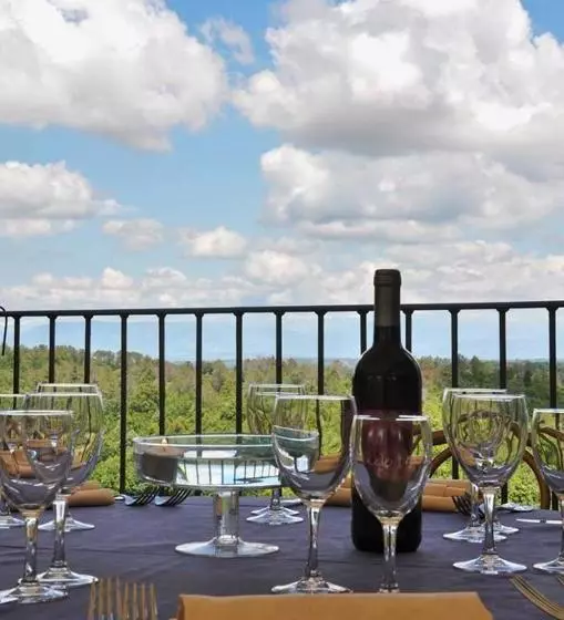 ホテル Agriturismo Montemari